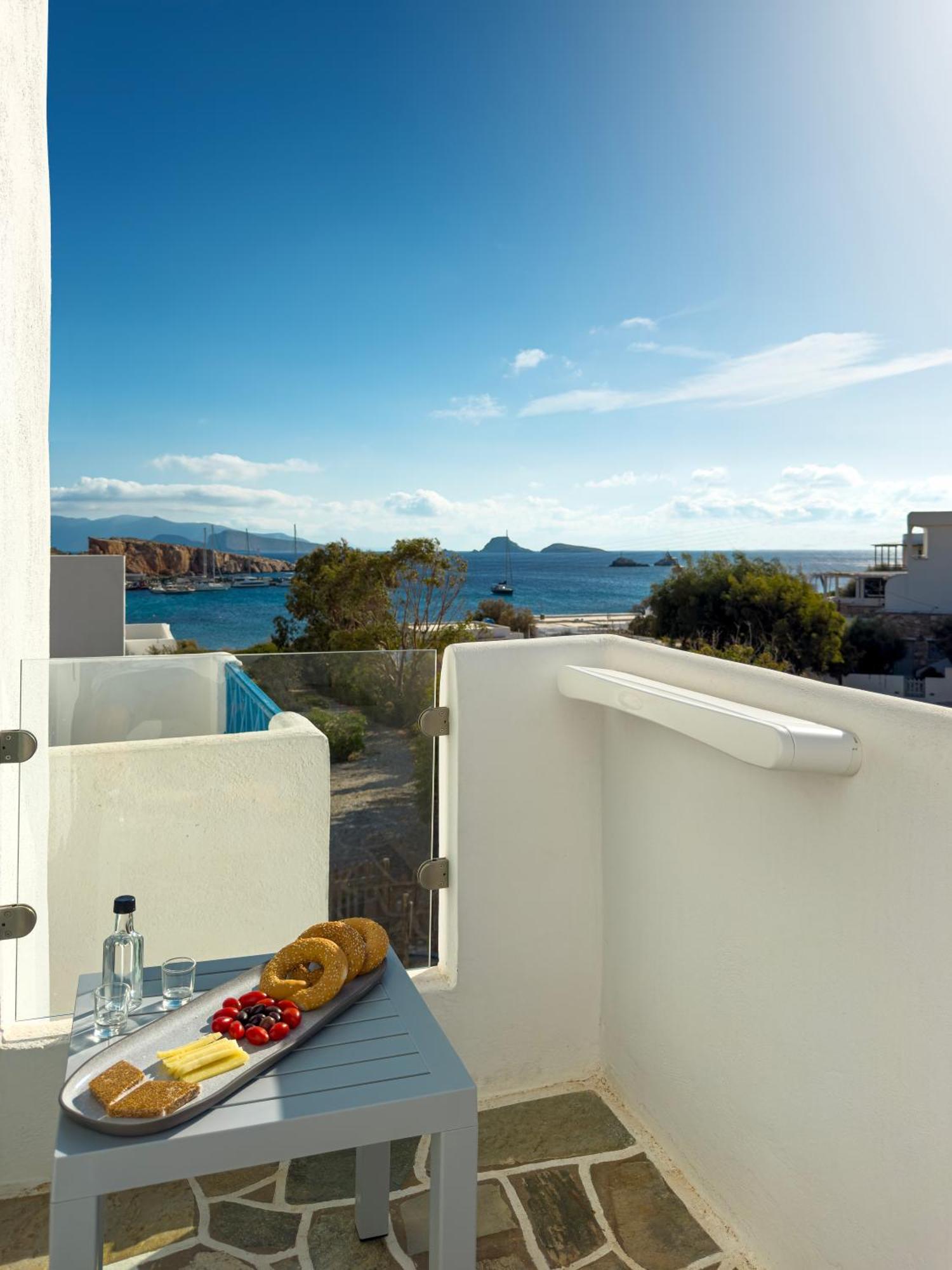Aneton Residences Folegandros カラボスタシス エクステリア 写真