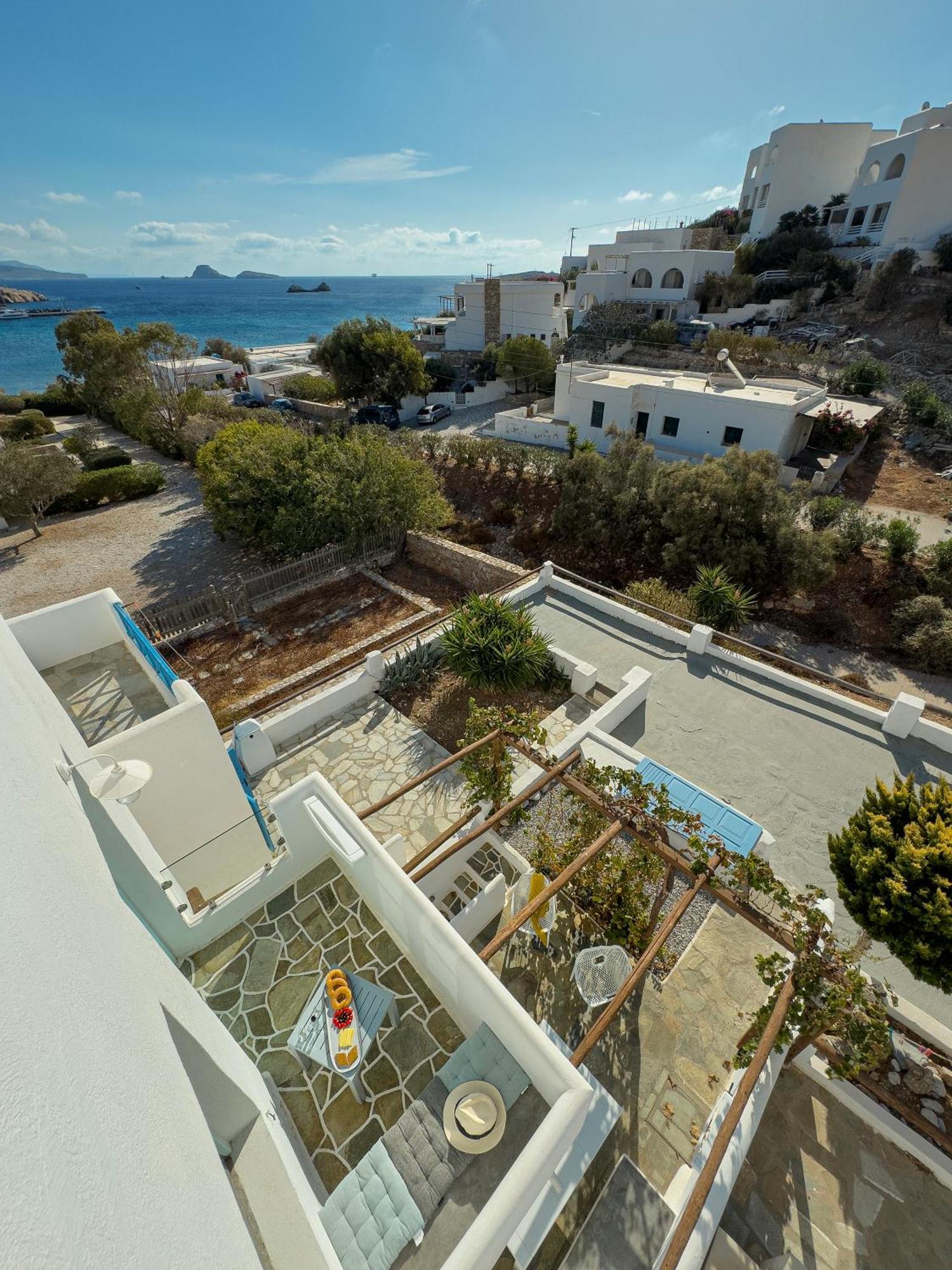 Aneton Residences Folegandros カラボスタシス エクステリア 写真